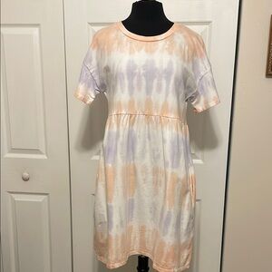 NWT HEM & THREAD PEACH & PURPLE TIE-DYE DRESS. SIZE MEDIUM.